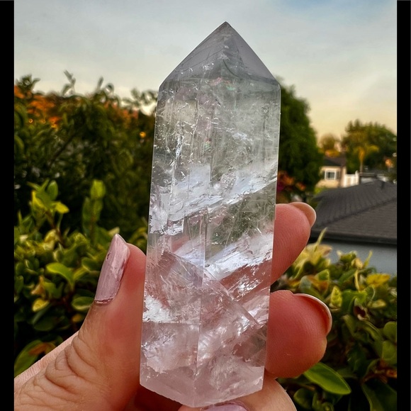 SUPER RARE White Fluorite Tower - Picture 4 of 7